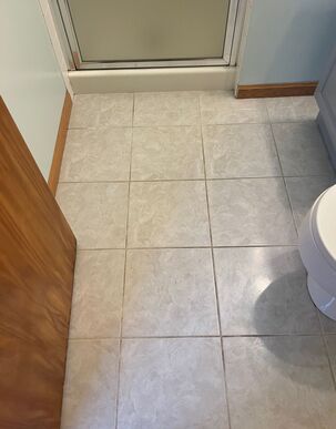 Tile & Grout Cleaning in Evanston, IN (1)
