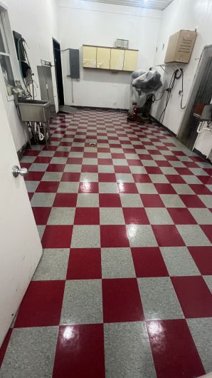 Before & After Commercial Floor Strip & Wax in Joliet, IL (2)